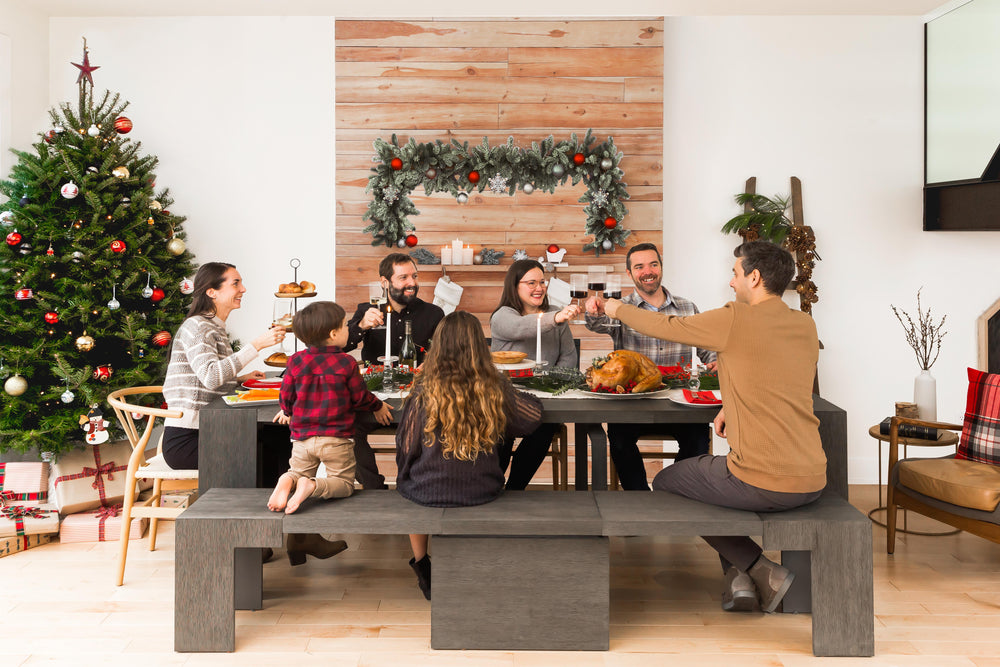 Decorating Ideas for Your Dining Room Table this Christmas