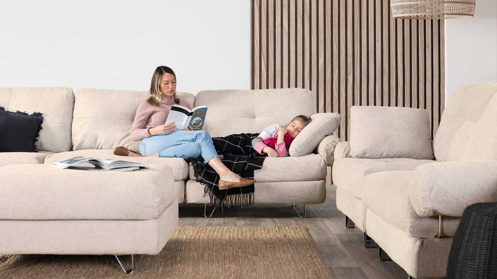 Transformer-couch-dove-6-seats-lifestyle-1_46abc48d-c4cd-4d02-a668-342ab71e2aa4.jpg
