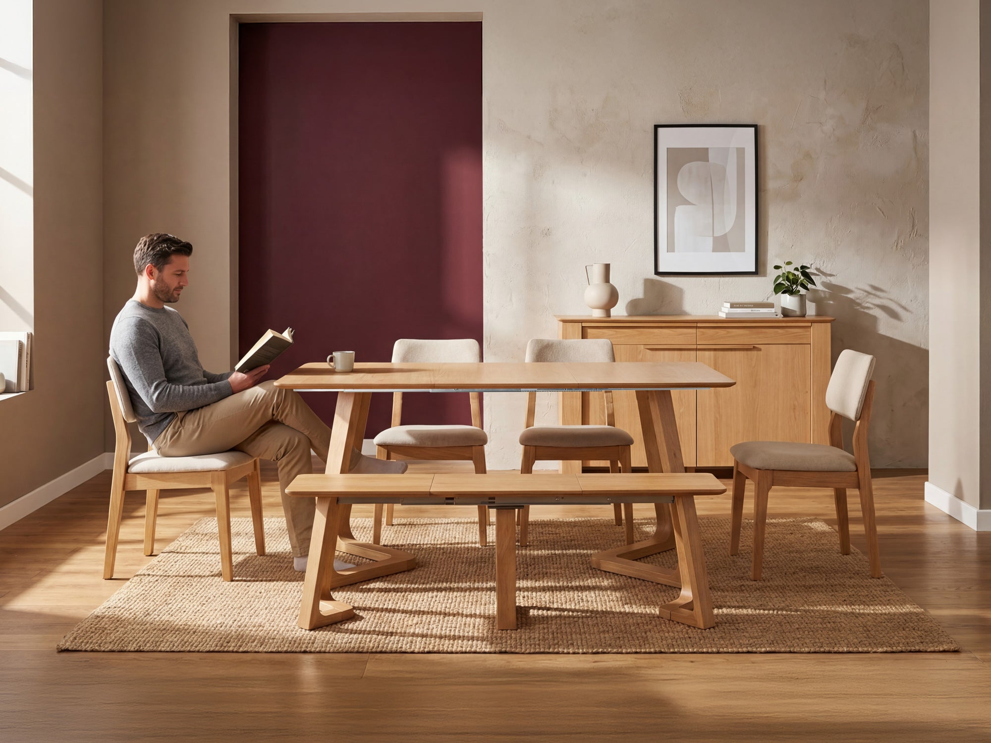 ペットテーブルチェア　jorkers dining 愛する家族のための家具「family&furnitures」より、ペット専用