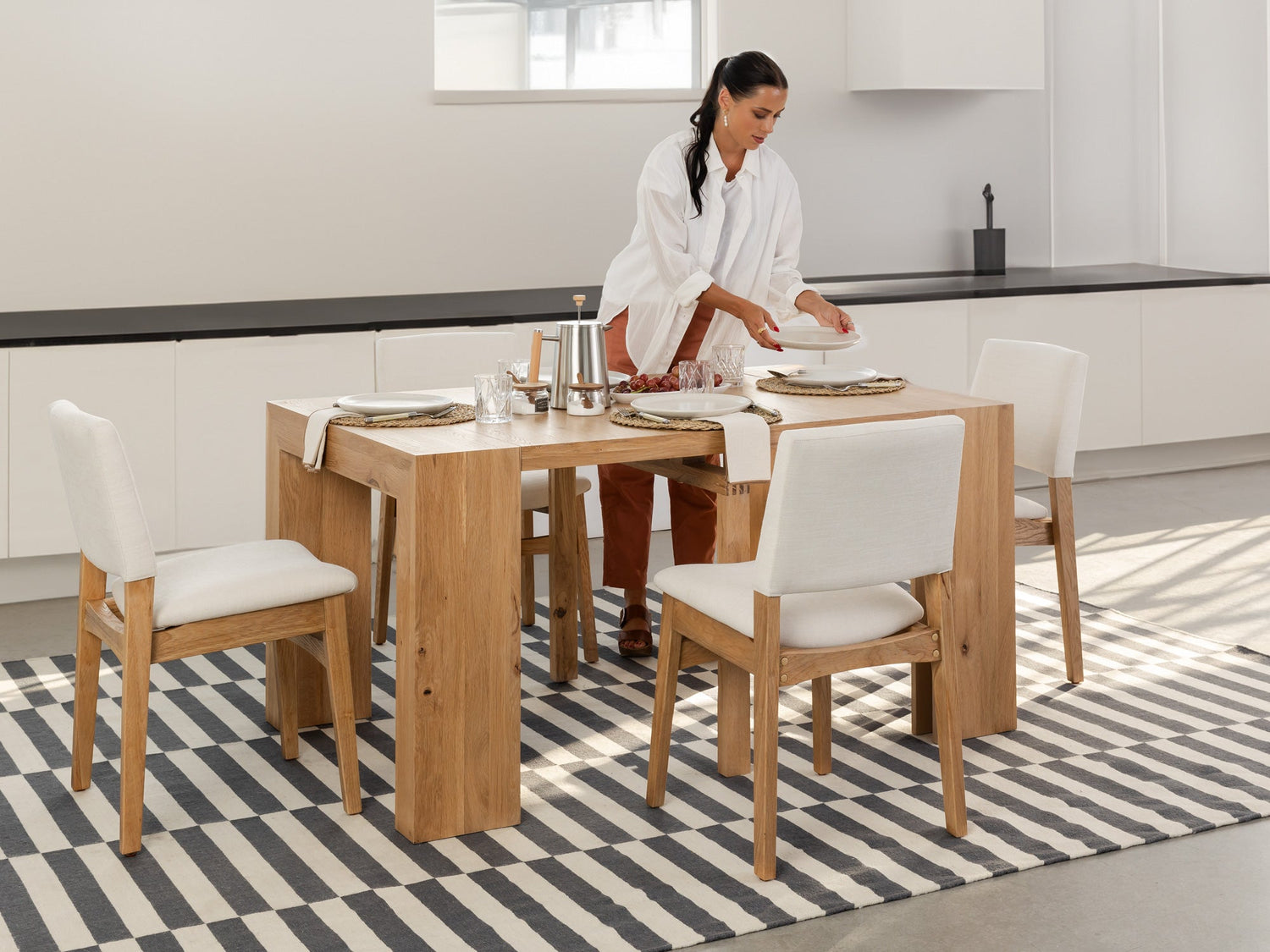 IKEA Transformer Table: Versatile, Modern Design for Any Space